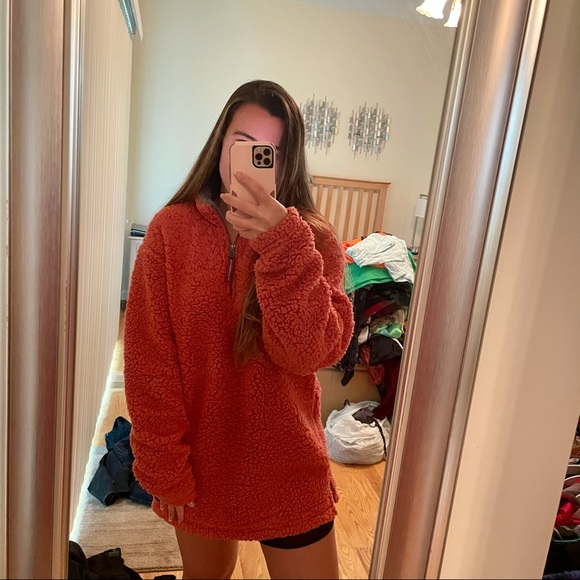 Southern Marsh Fuzzy Sherpa Quarter Zip Pullover - Picture 4 of 9